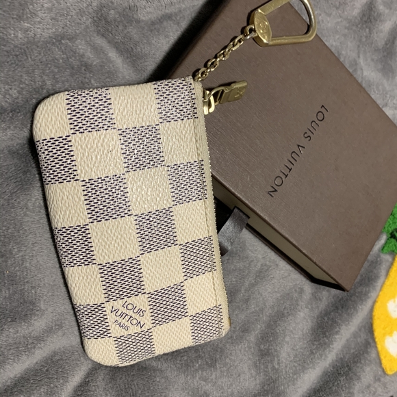 Louis Vuitton LV coin pouch - Picture 3 of 3